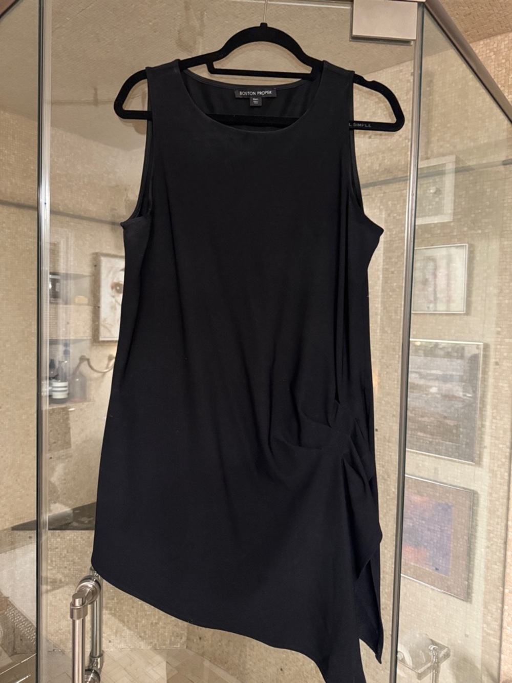 Boston Proper Black Sleeveless Asymmetrical-Hem Shift Top